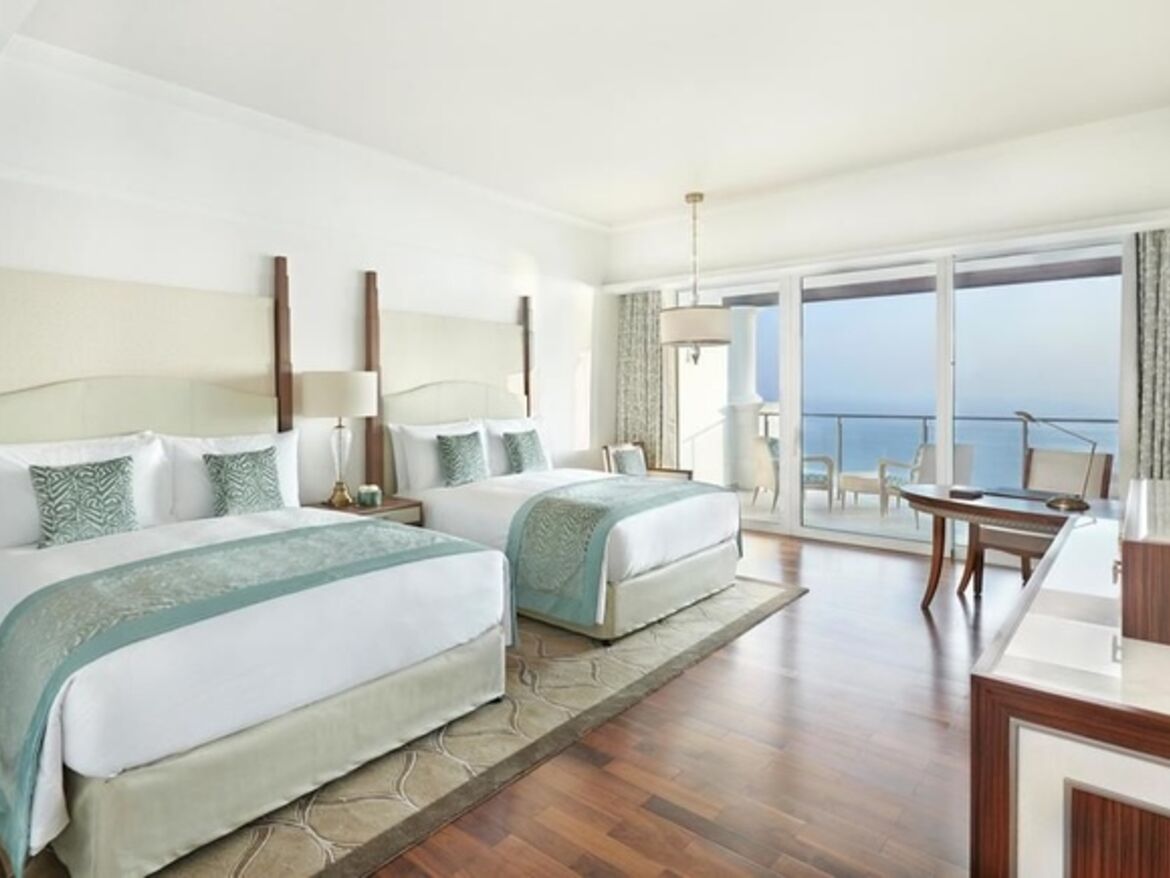 Deluxe Queen Zimmer mit Palm Sea View