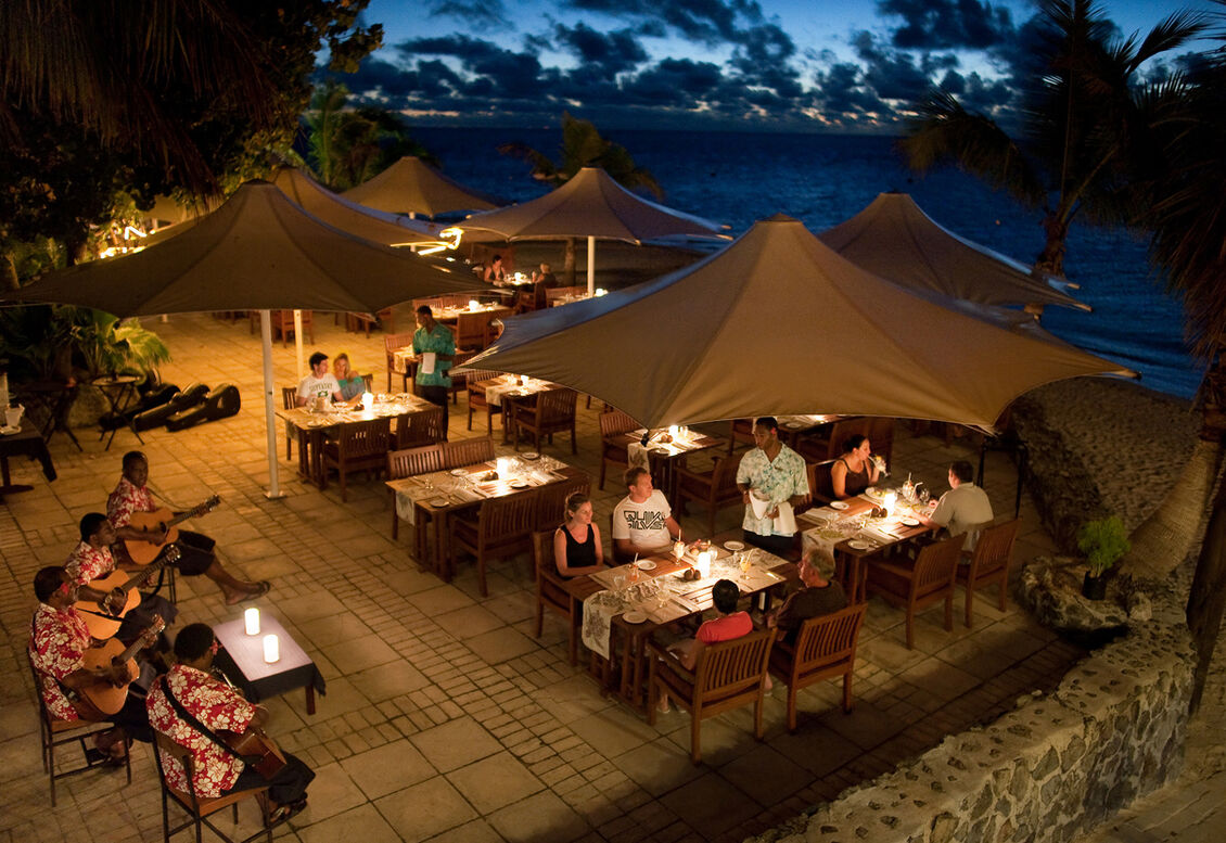 Castaway Island Resort restaurant 2