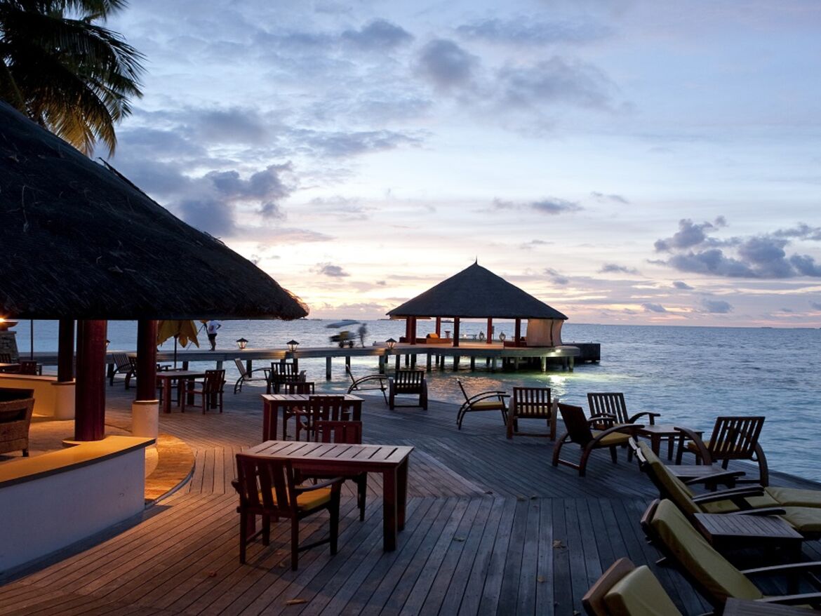 angsana-maldives-ihuru-hotel bar