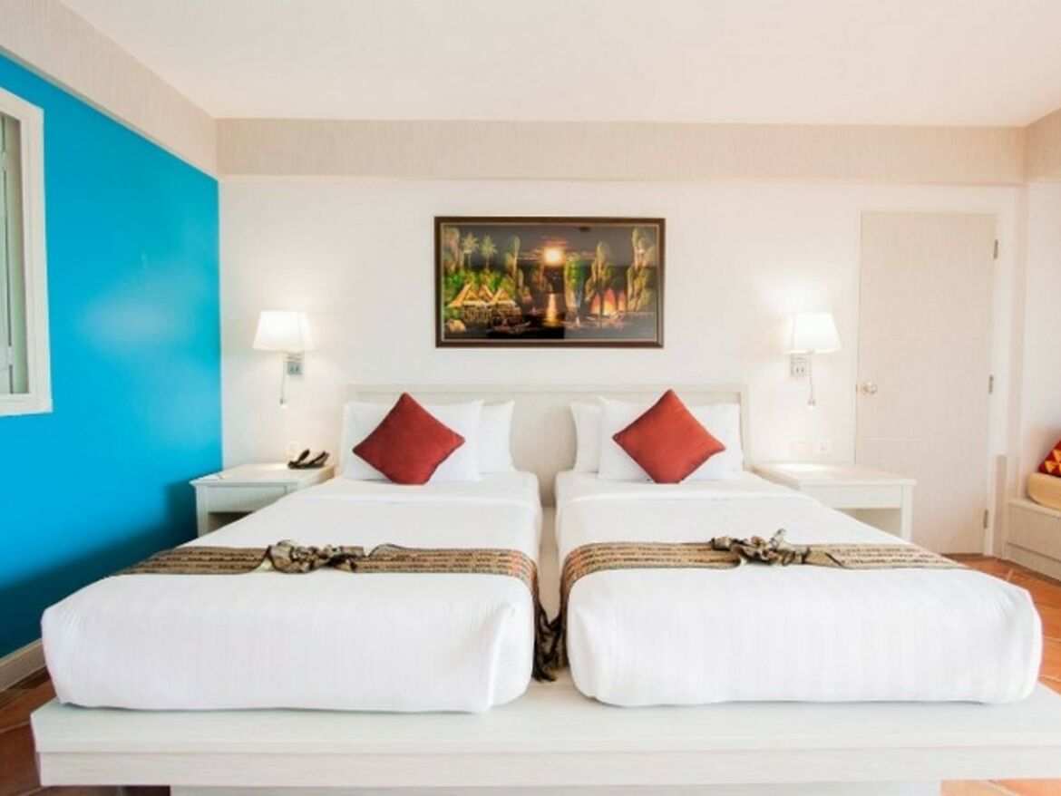 Karon Sea Sands Resort Deluxe Room-1