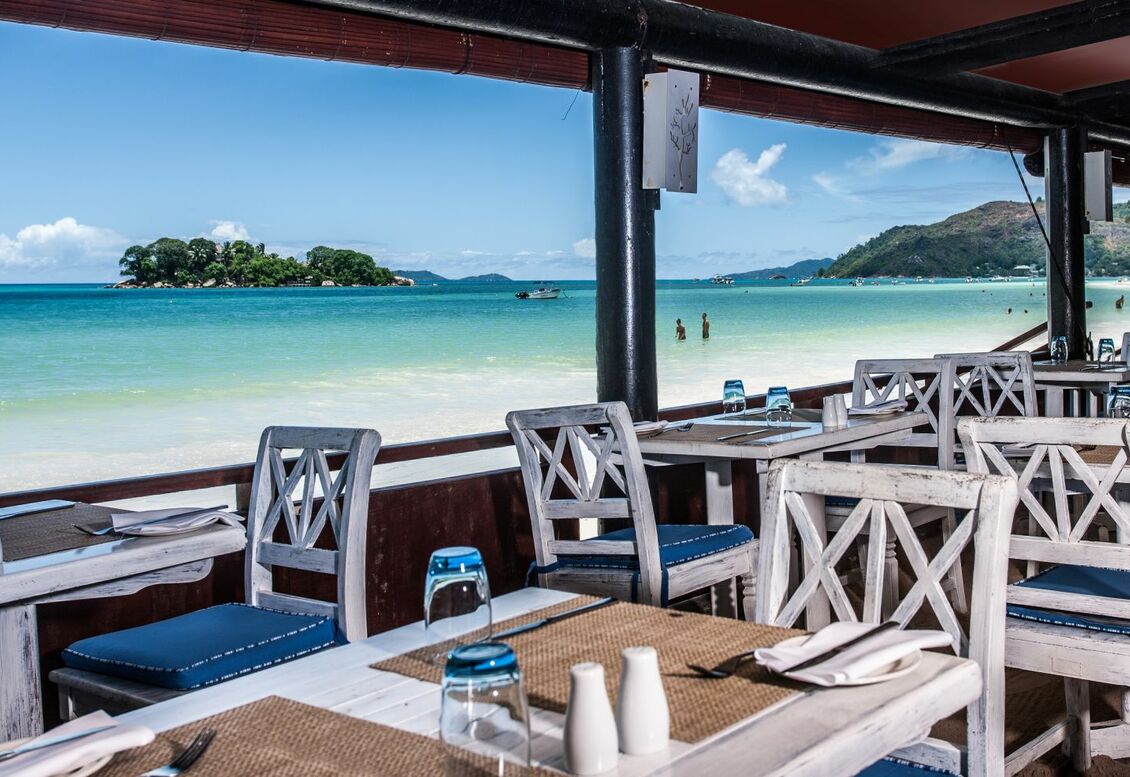 Paradise Sun Hotel, st.pierre beach restaurant